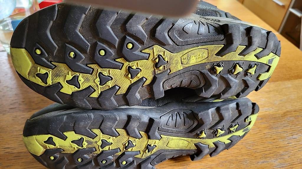 Scarpe da uomo: Wanderschuhe Gr. 40 – Usato da Rorschacherberg venduto da Maku007 1