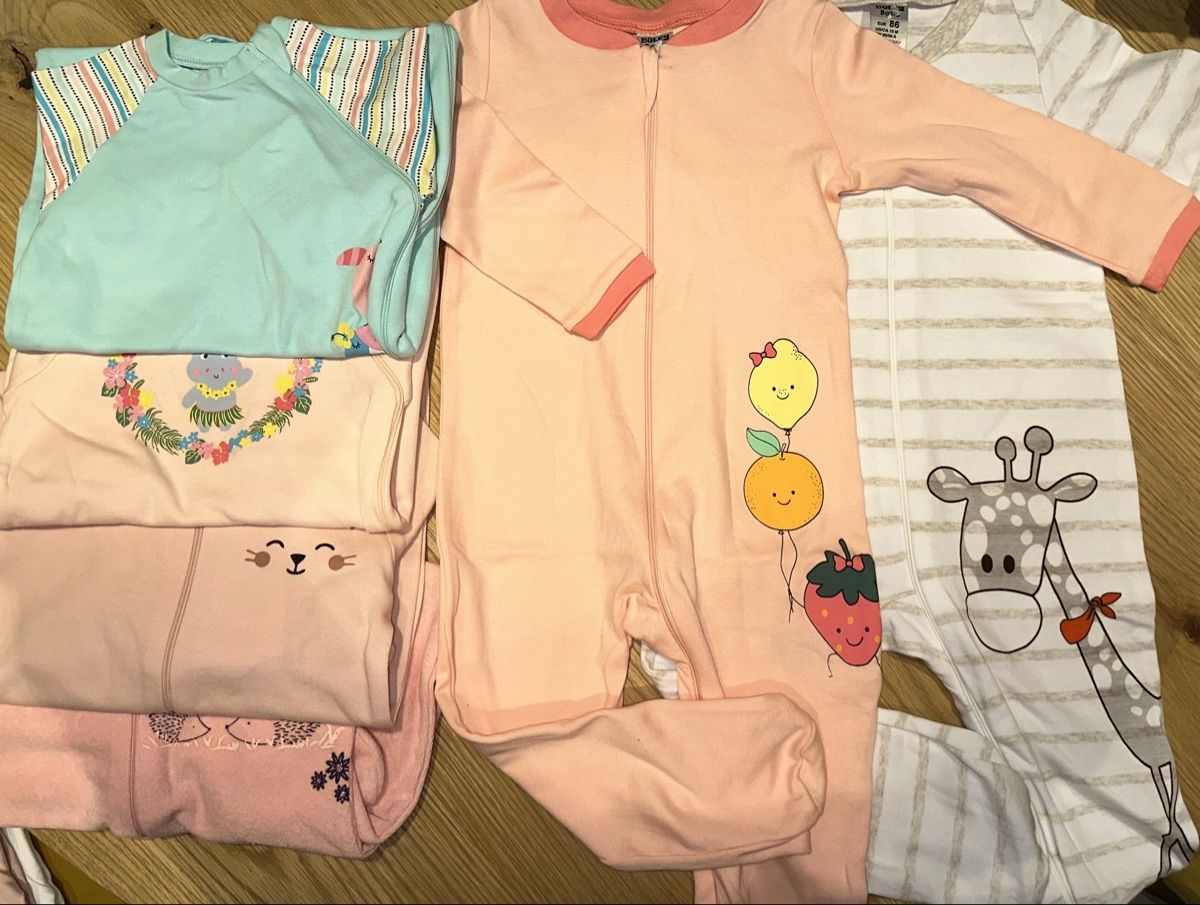 Lotti & Set di vestiti: Babykleider Mädchen Grösse 86 – Nuovo (secondo la descrizione) da Spiez venduto da Brnas
