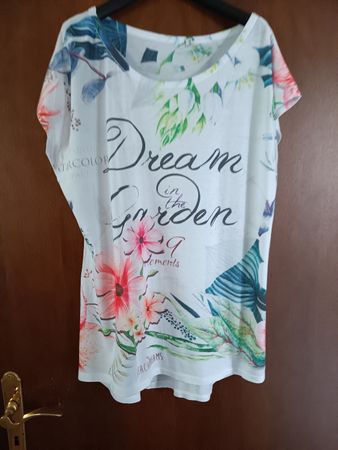 Tolles T-Shirt Blumenprint mit Schriftzug Groesse XXL 