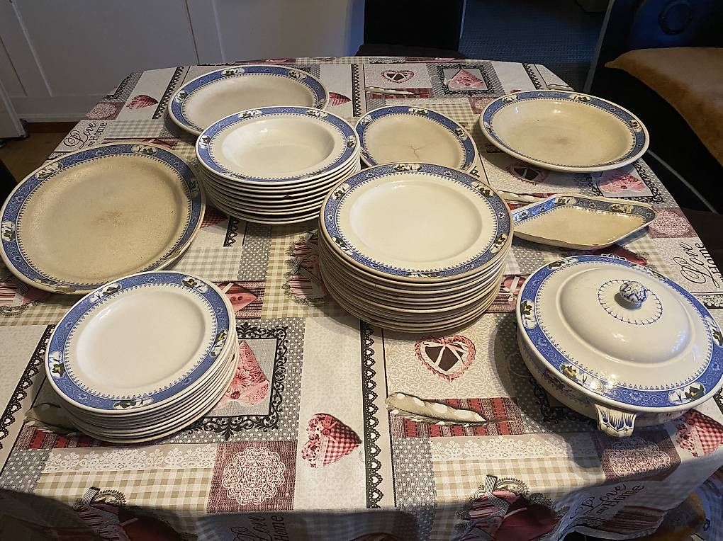 Services de table: Tellerset – D'occasion à Kleinandelfingen par Alexi-bexi-21