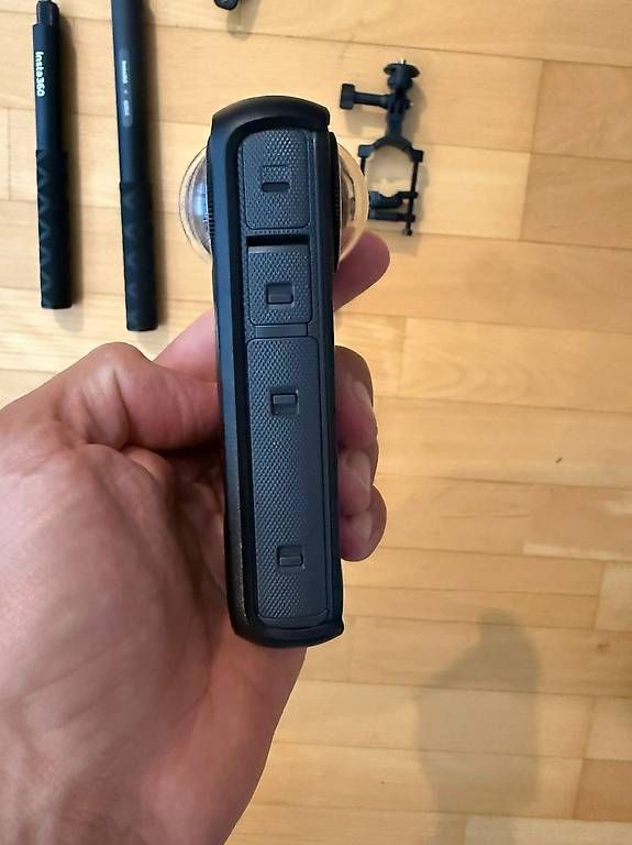 Insta360 Action Cam: Insta360 X4 – D'occasion à Nyon par kal_v6c5 1
