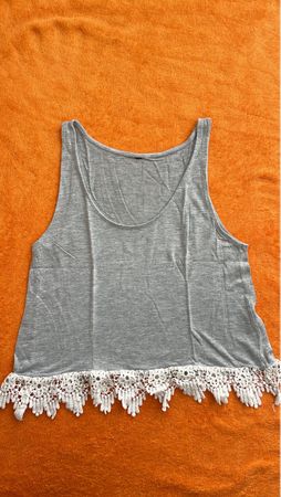 Sommerliches Top mit Spitze, Grau, Grösse S