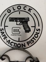 Deko Schild Glock Safe-Action Pistols Metall rund