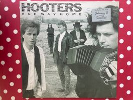 A510/The Hooters - One Way Home