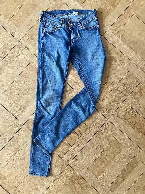 Jeans: Jeans H&M Gr. 26x32 – Usato da Bern venduto da tan_2rrh 2