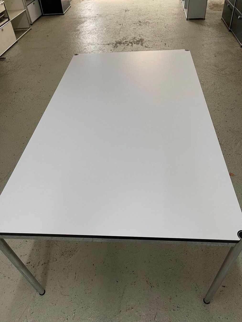 USM Tische: USM Tisch 30 Stück 175x75 – Gebraucht aus Dietikon von Kumar_Occasionen