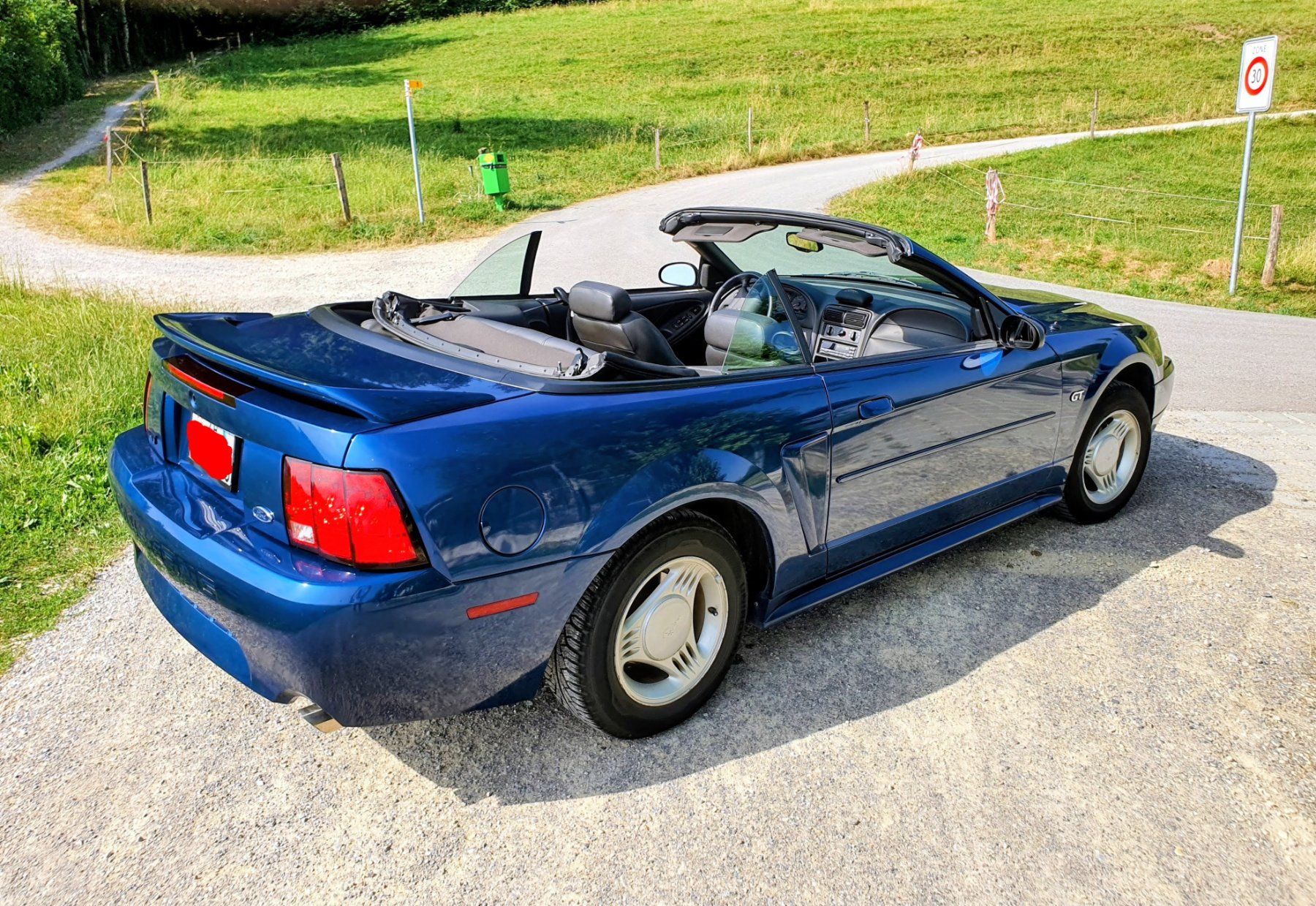 Autos: Youngtimer Ford Mustang Neuwertig – Neu (gemäss Beschreibung) aus Dällikon von Emot 1