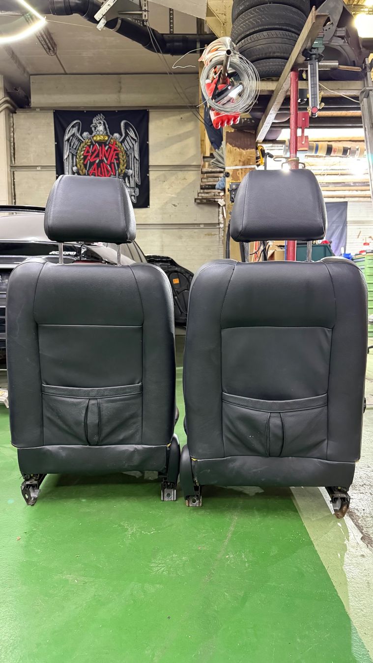 Honda Alle Autoersatzteile: Intérieur complet Honda Accord 6 – Gebraucht aus St-Ursanne von Darkevinx289 3