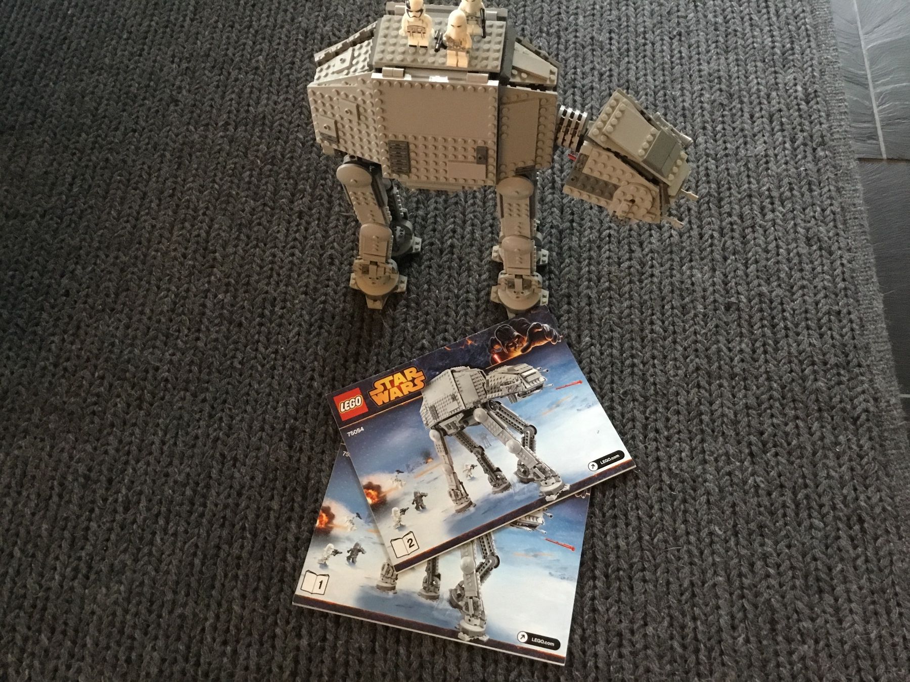 Lego Baukästen: LEGO Star Wars AT-AT Walker 75054 mit Anleitung, guter Zu... – Gebraucht aus Seengen von Pitto1