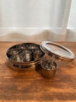 Edelstahl Gewürzbox Masala Dabba 7 Einsätze & Löffel