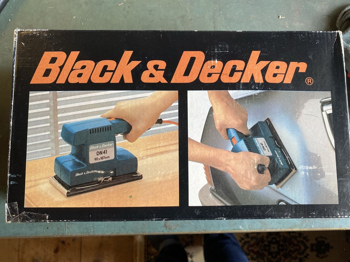 Smerigliatrici & Lucidatrici: Black&Decker Schwingschleifer DN41 - Top Zustand! – Usato da Buchs SG venduto da rosadoro1973 3