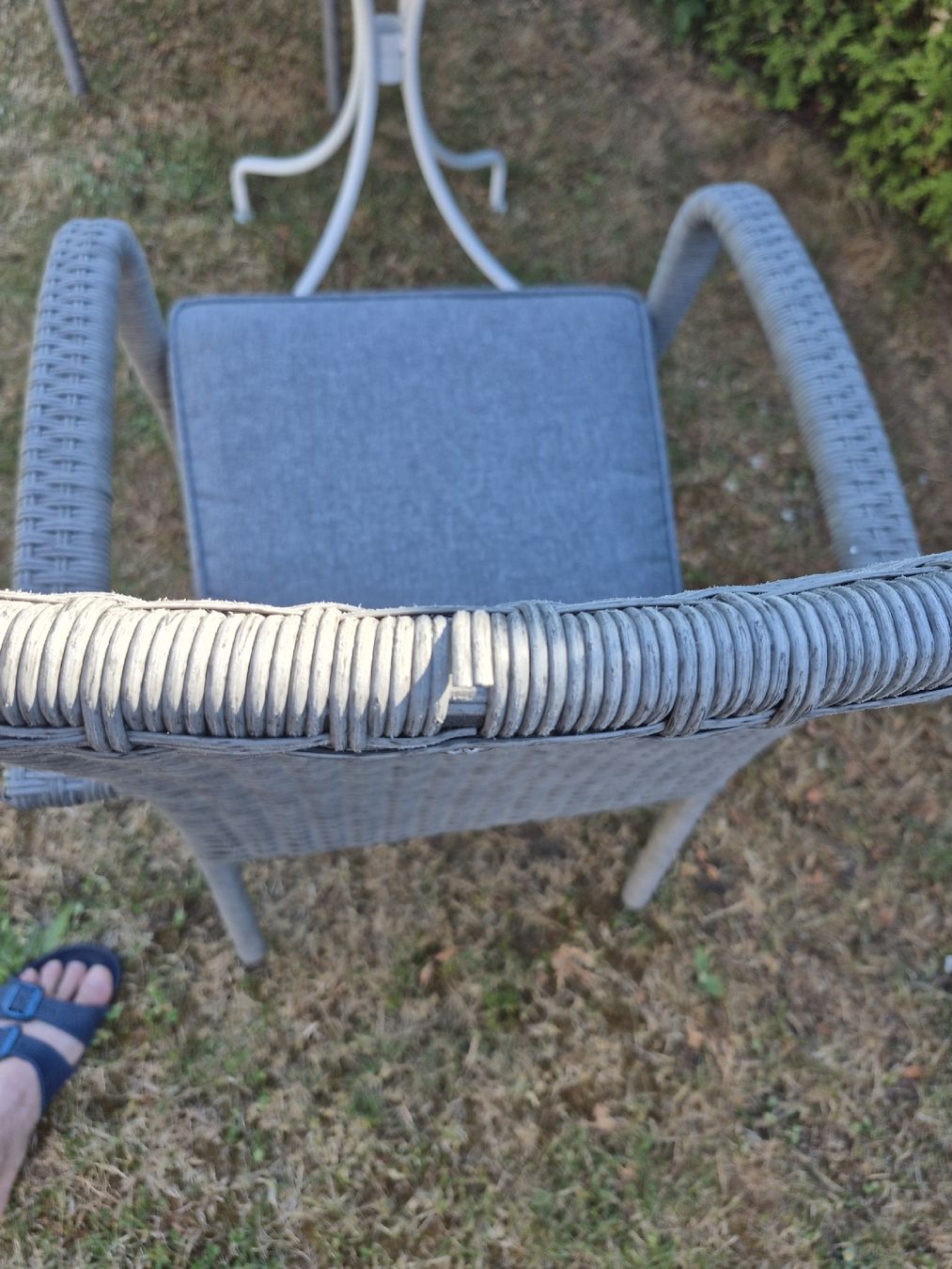 Set di tavolo e panche: Gartentisch – Usato da Winterthur venduto da Lumi11 9