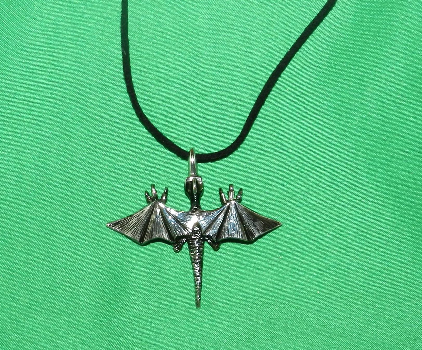 Catenine: Drachen Anhänger Halskette – Nuovo (secondo la descrizione) da Zürich venduto da hpr_3029