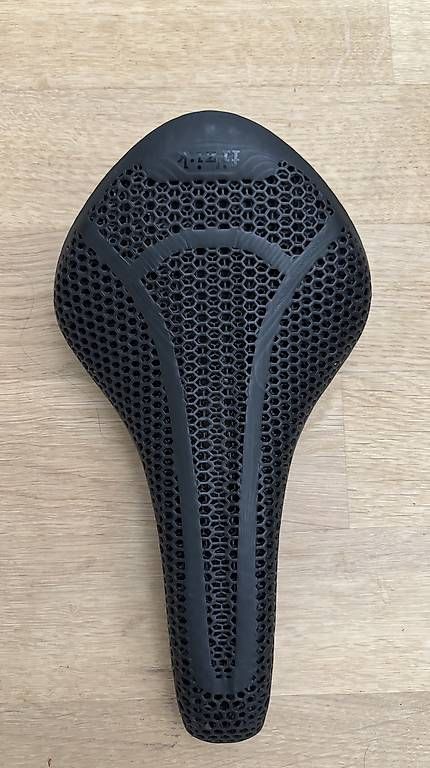 Fizik Pezzi di ricambio: Fizik Tempo Aliante R1 Adaptive 3D Sattel – Usato da Uettligen venduto da urbaner1 1