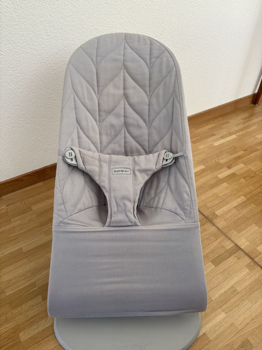 Babybjörn Sdraiette & Sdraiette a dondolo: Babybjörn Wippe mit Spielring – Usato da Sissach venduto da JoolkeBa 1