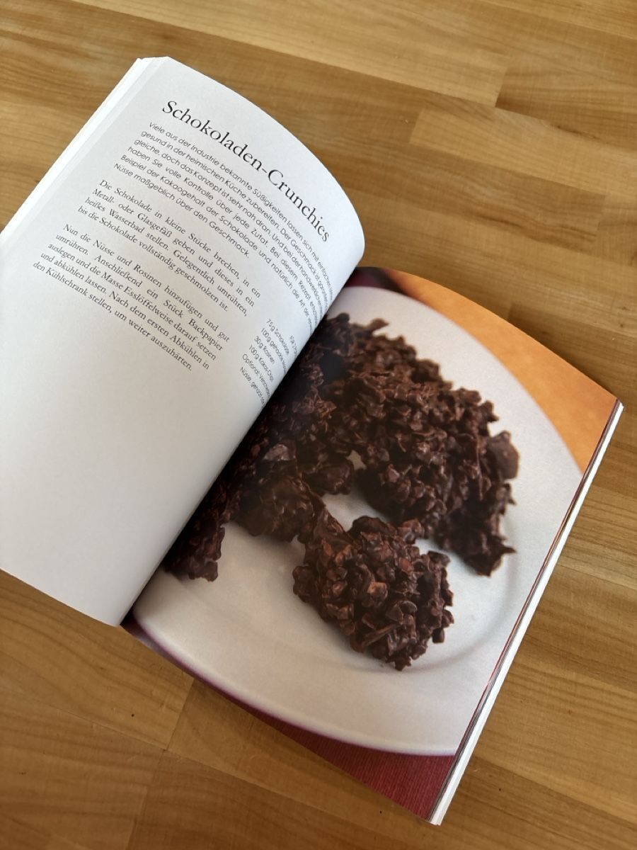Libri: Kochbuch / Das Urgeschmack Dessert Buch – Usato da Rümlang venduto da euqinom16 5