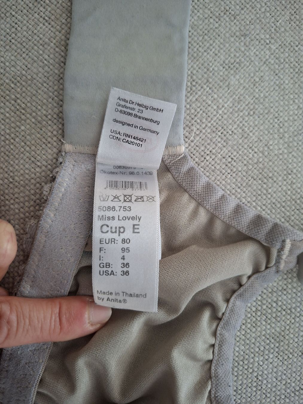 Autres dessous: Still BH Cup E Beige Grau Spitze – D'occasion à Triesenberg par Anastasia26 4