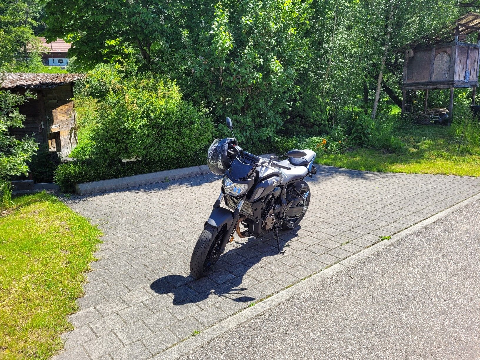 Yamaha Strada: Yamaha MT07 2018 – Usato da Thörigen venduto da buda07