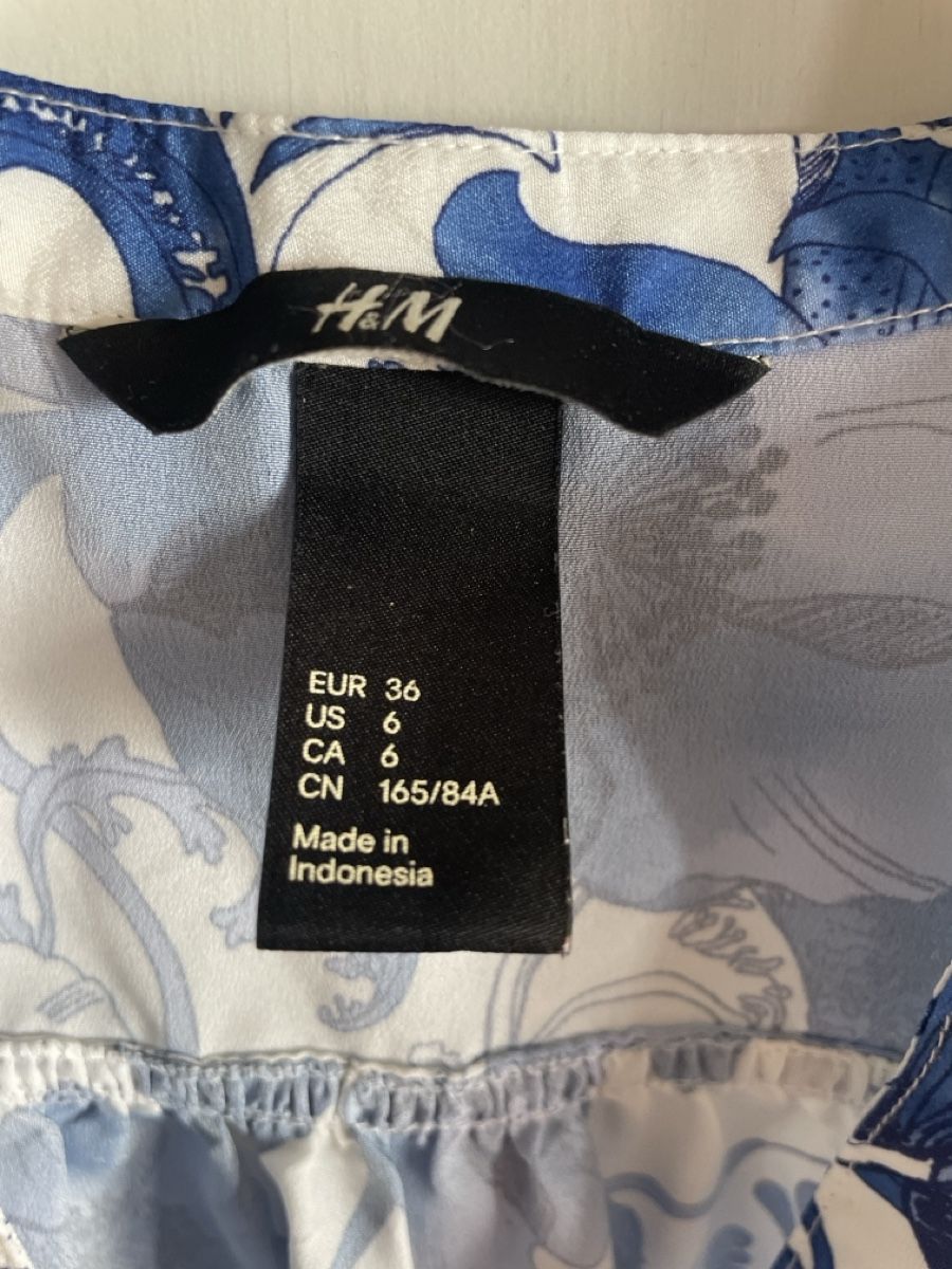 Camicette: Damen Bluse Grosse 36 – Usato da Oetwil am See venduto da Anika-24 2