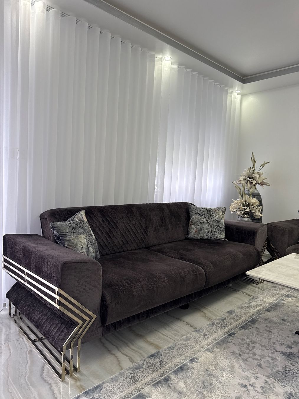 Sofas: Sofa Luxe SUPER PRIX – Neuf avec emballage d'origine à Orpund par dizi.98 2