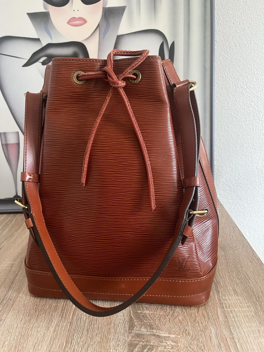 Louis Vuitton Taschen für Damen: Louis V – Gebraucht aus Brugg AG von Ljubinka0410 7