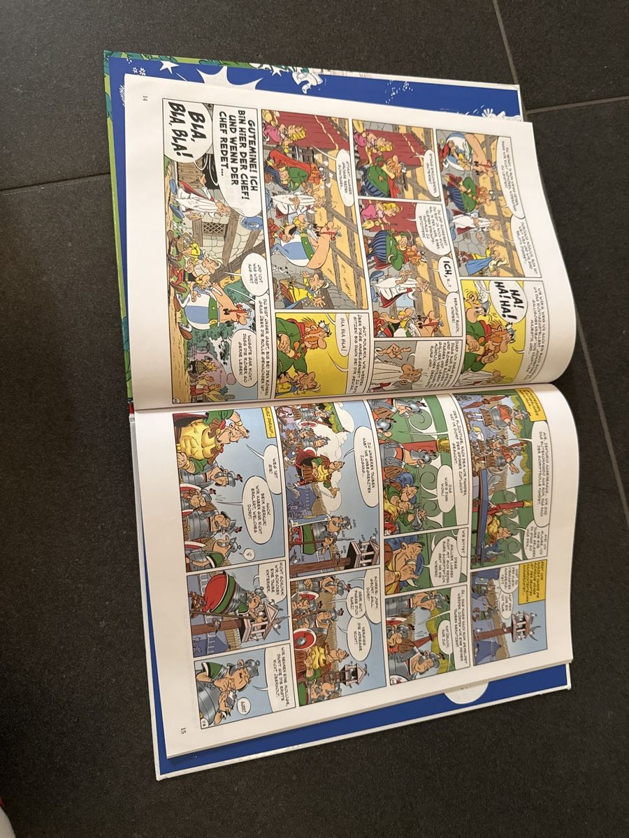 Fumetti: Asterix und Obelix : Der Papyrus des Cäsar – Usato da Buttikon SZ venduto da Kellerabteil 2