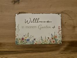 Willkommen! Süsses Gartenschild für den Frühling. Neu