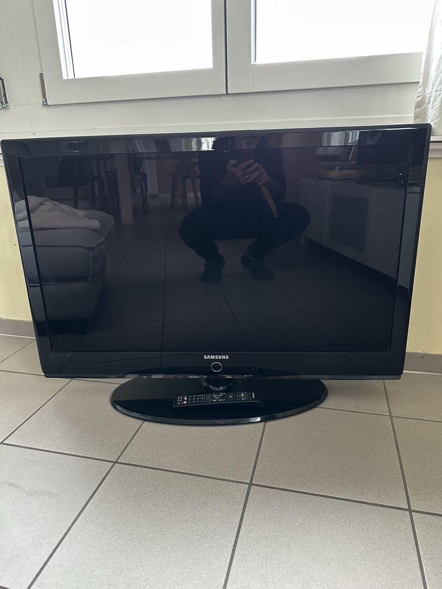 Samsung Fernseher: Tv Samsung 40 Zoll – Gebraucht aus Belp von jonsas