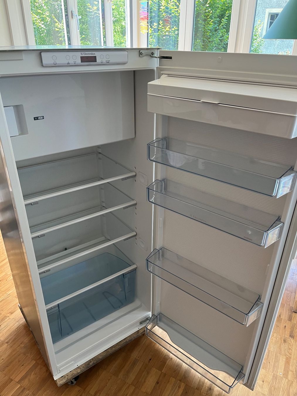 Electrolux Frigoriferi: Einbaukühlschrank Electrolux. EK – Usato da bern venduto da sanducci 2