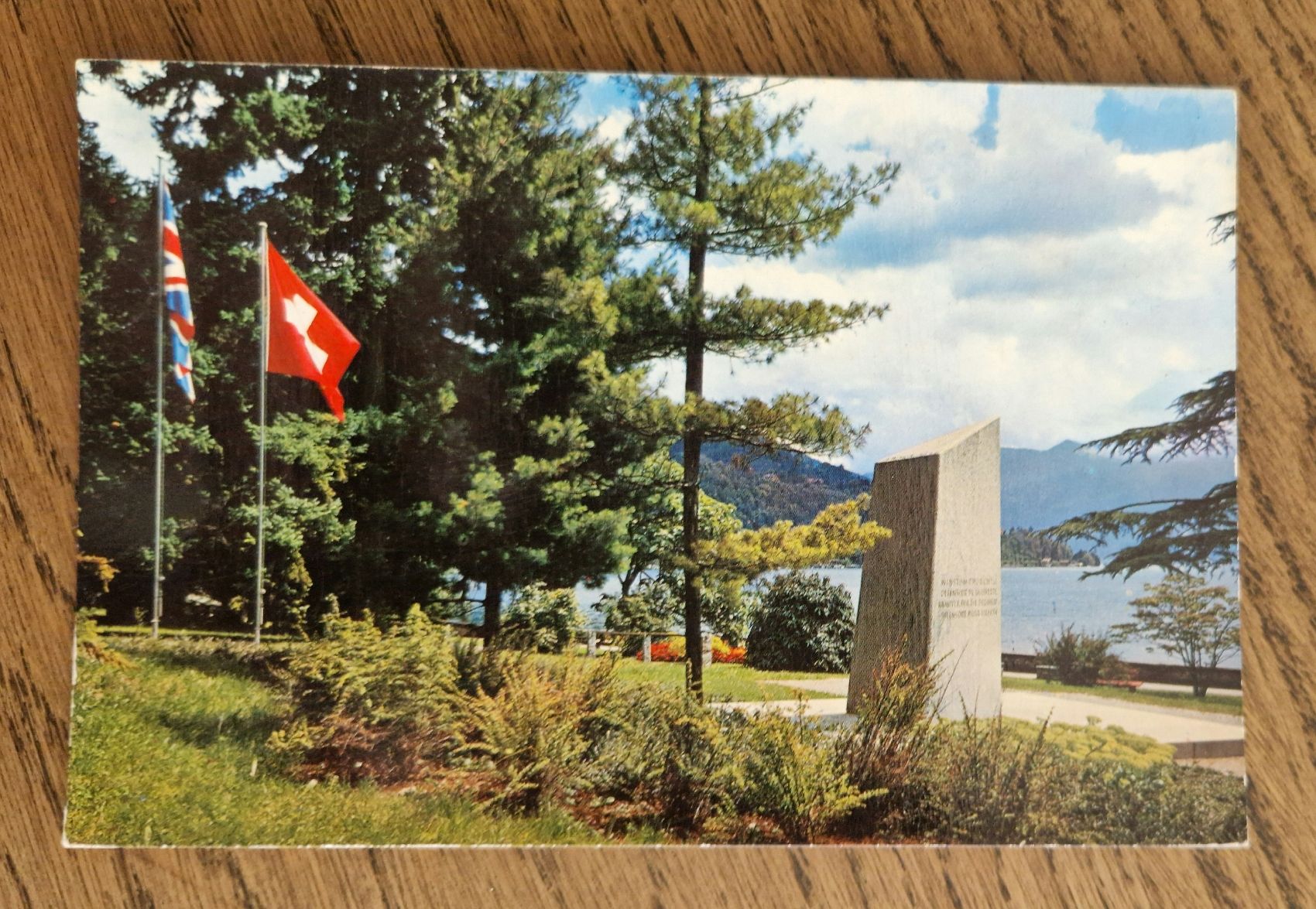 Cartoline postali: Oberhofen, Churchill-Denkmal – Usato da Ebikon venduto da Donar50