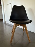 4 Stühle schwarz Holz/Kunststoff/Kunstleder wie neu