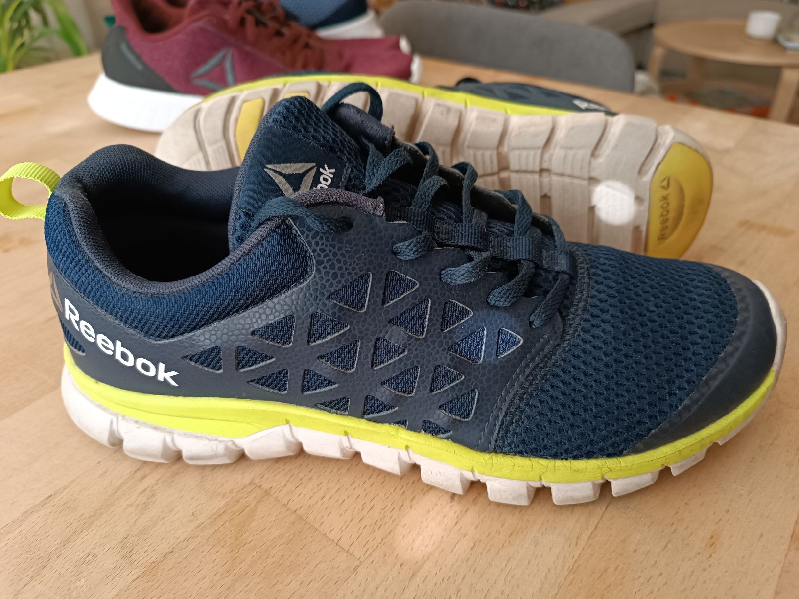 Reebok Scarpe da uomo: Reebok Sneaker Paket Gr 42 – Usato da Binz venduto da julijuli 5