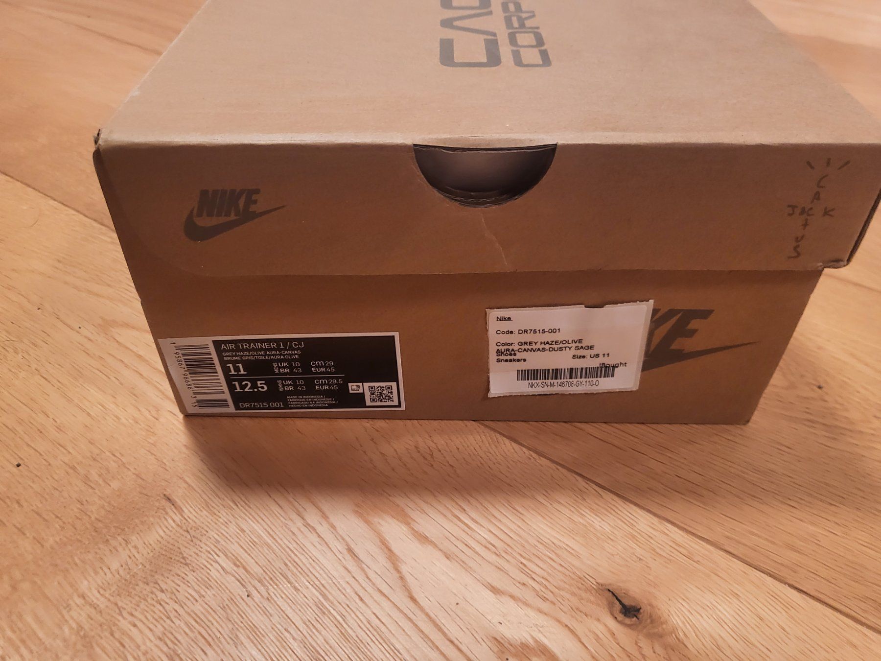 Nike Herrenschuhe: Nike Air Trainer Cactus Jack grey 11 Original – Gebraucht aus Fribourg von japanaddict 3