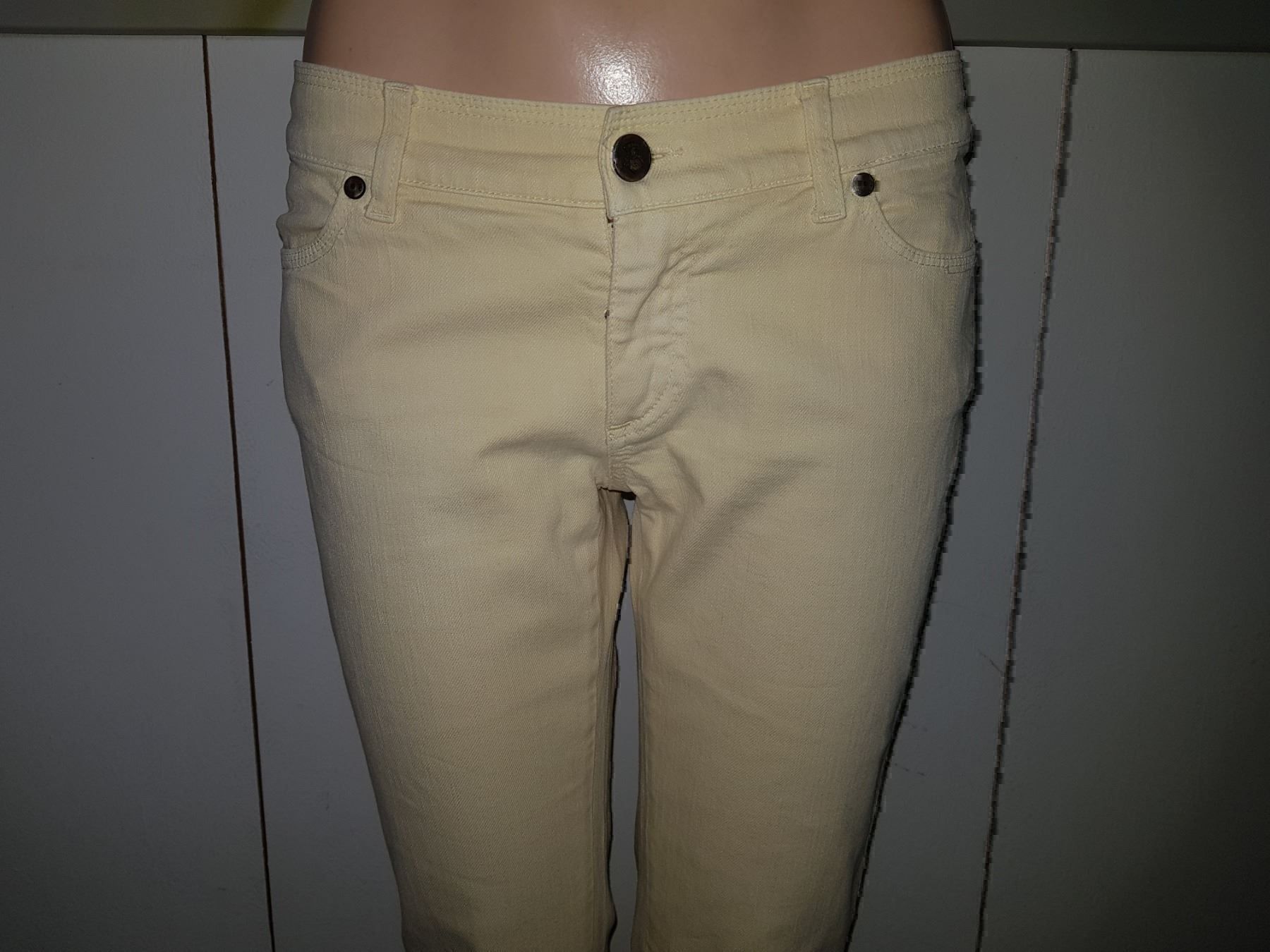 Bally Jeans: BALLY Jeans taille / Grosse 38 – Usato da Cossonay-ville venduto da Super-Price-Quality 1