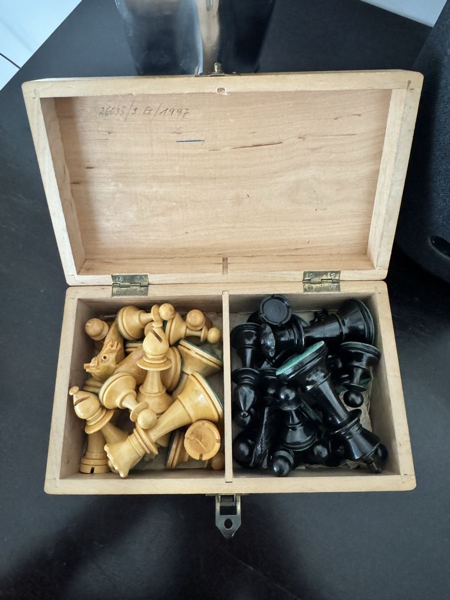 Jeux: Schachfiguren Handgefertigt  – D'occasion à Glattpark(Opfikon) par ale_mg8x 5