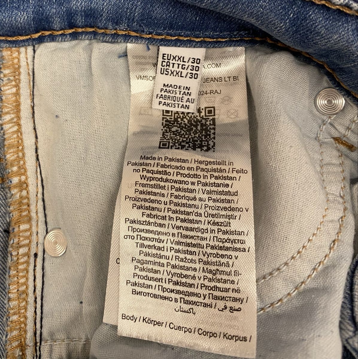Vero Moda Jeans: Vero Moda Jeans Gr. XXL 30 – Usato da Ebnat-Kappel venduto da she89 1
