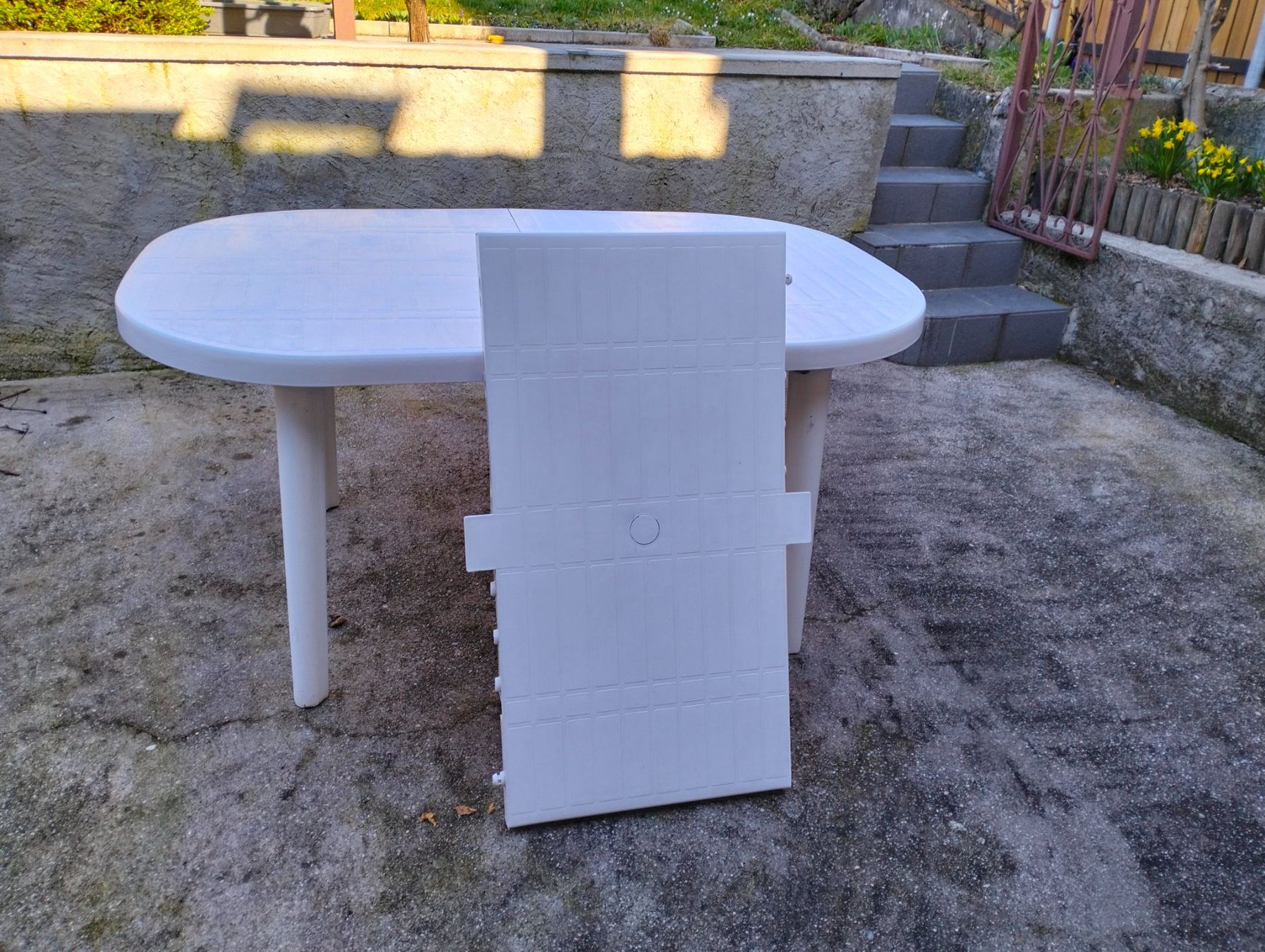 Tables: Table de jardin – D'occasion à Auvernier par jmi2012 1