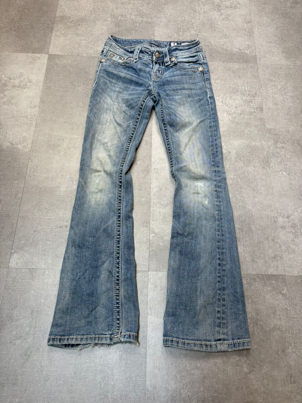 Jeans: Miss Me Bootcut Flared Jeans - Grösse XXS – Nuovo (secondo la descrizione) da Werdenberg venduto da hase.vintage 2