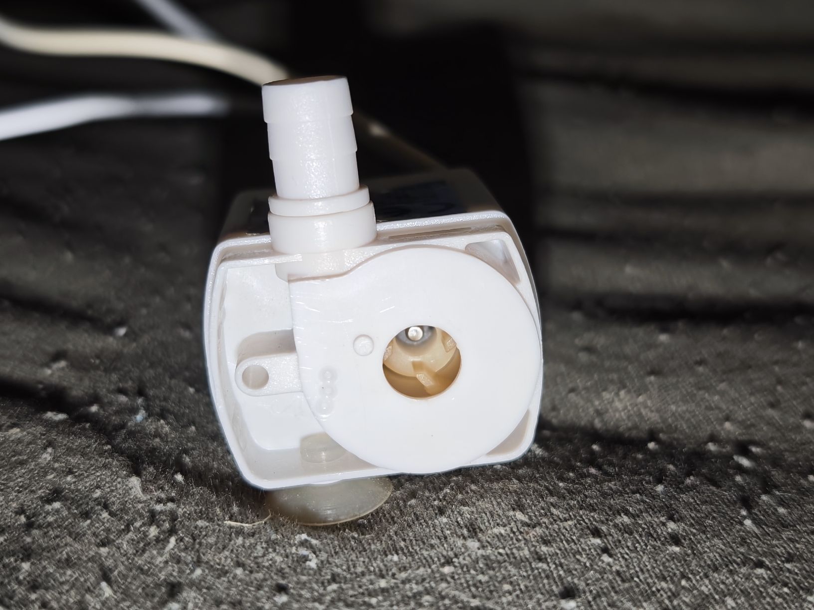 Pompes et pièces: DC Tauchpumpe SZ-1021 5V – Neuf (Voir description) à Utzigen par wen_mdk8 1
