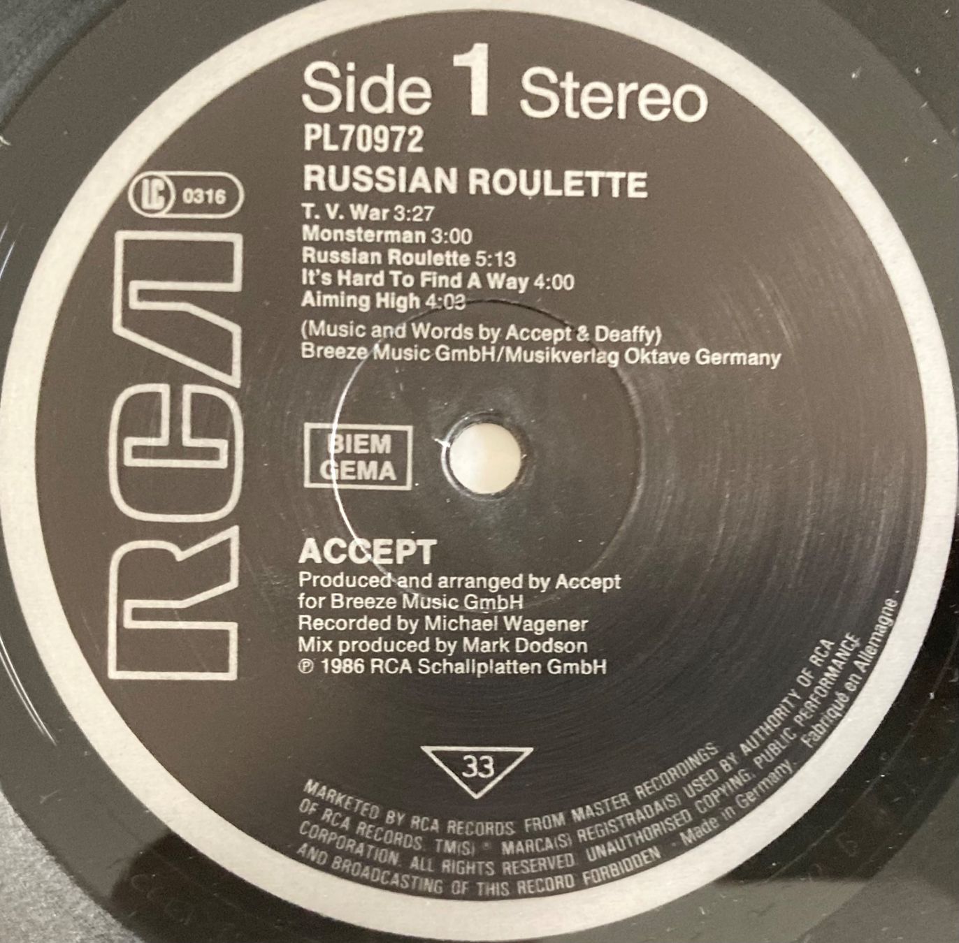 Dischi in vinile: ACCEPT - RUSSIAN ROULETTE – Usato da Poliez-Pittet venduto da Newtown-Records 3