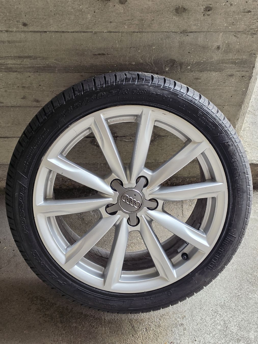 Audi Felgen: Audi als Reserve Pneu – Gebraucht aus Schuepfheim von Guttime