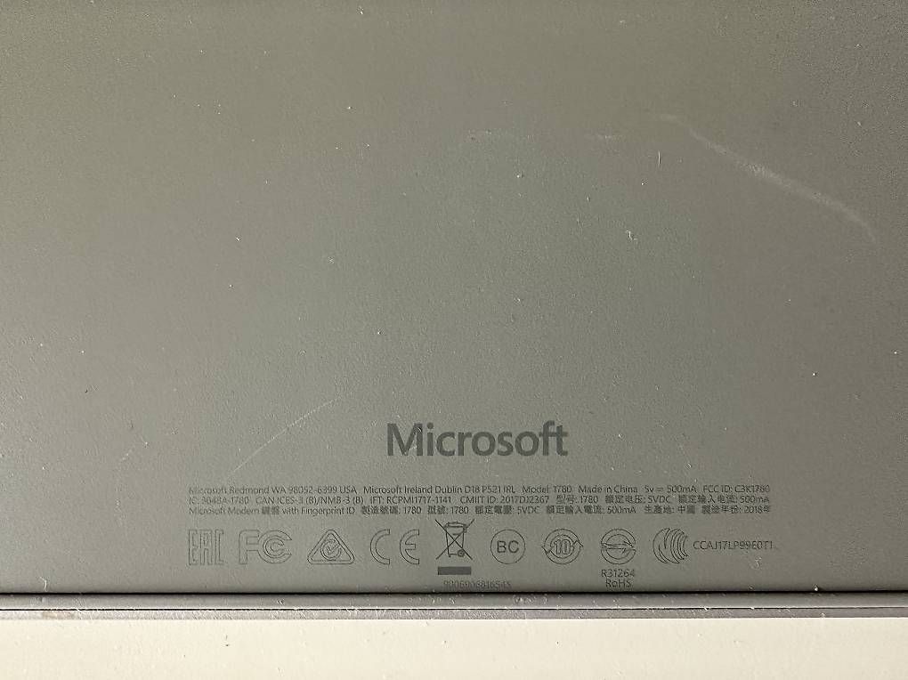 Tastiere: Microsoft Surface Tastatur  – Usato da Birsfelden venduto da Firefighter911 3