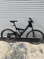 Cherche Cannondale Super V 700 SX