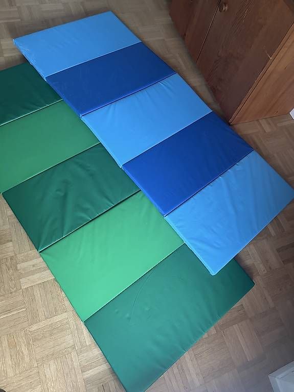 Tappeto da gioco: Zwei Spielmatten von Ikea – Usato da Biel/Bienne venduto da Mia2025 1