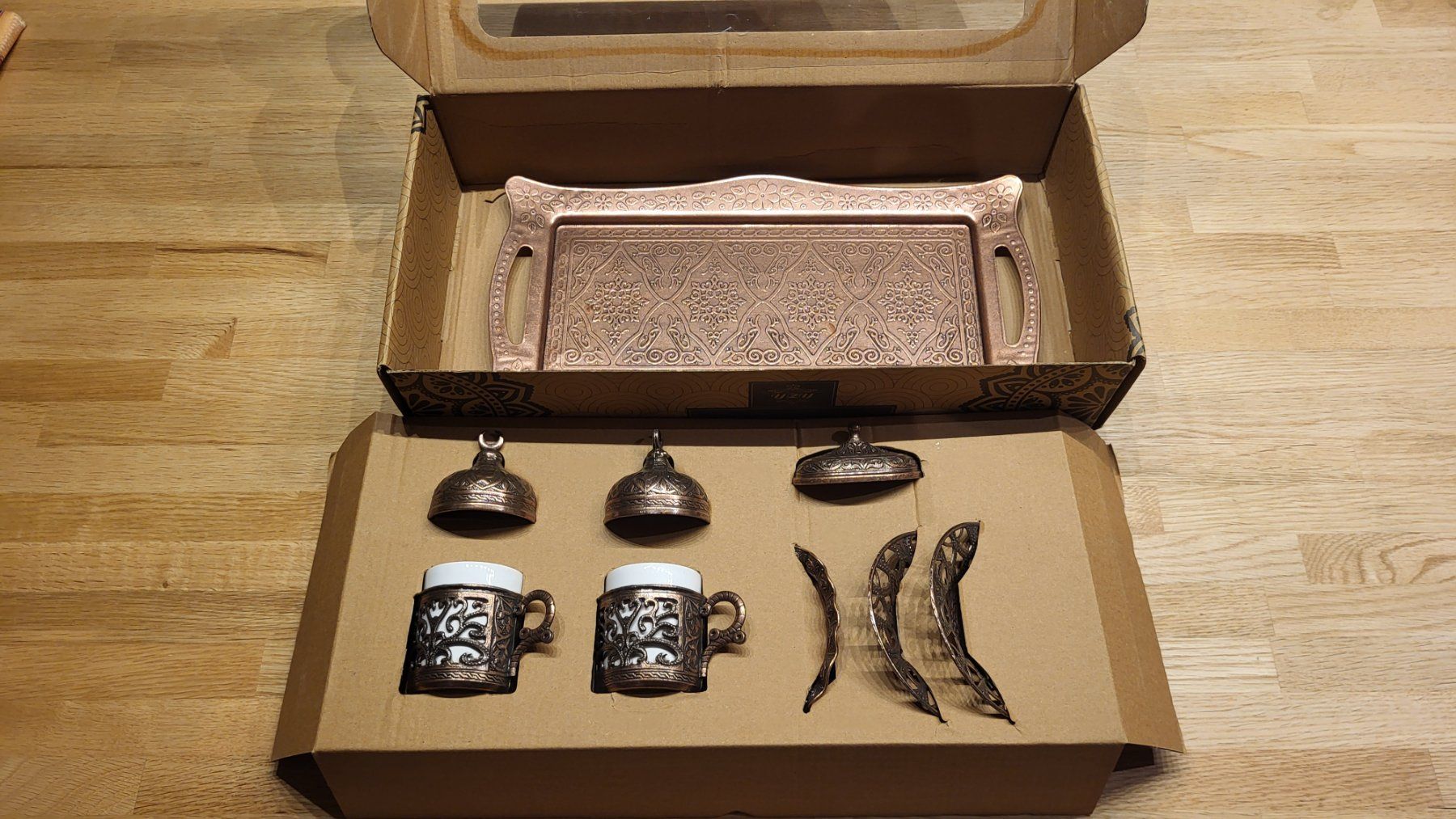 Set di piatti: Türkischer Mokka/Tee-Set Kupfer mit Tablett, NEU! – Nuovo (secondo la descrizione) da Buchrain venduto da praiero