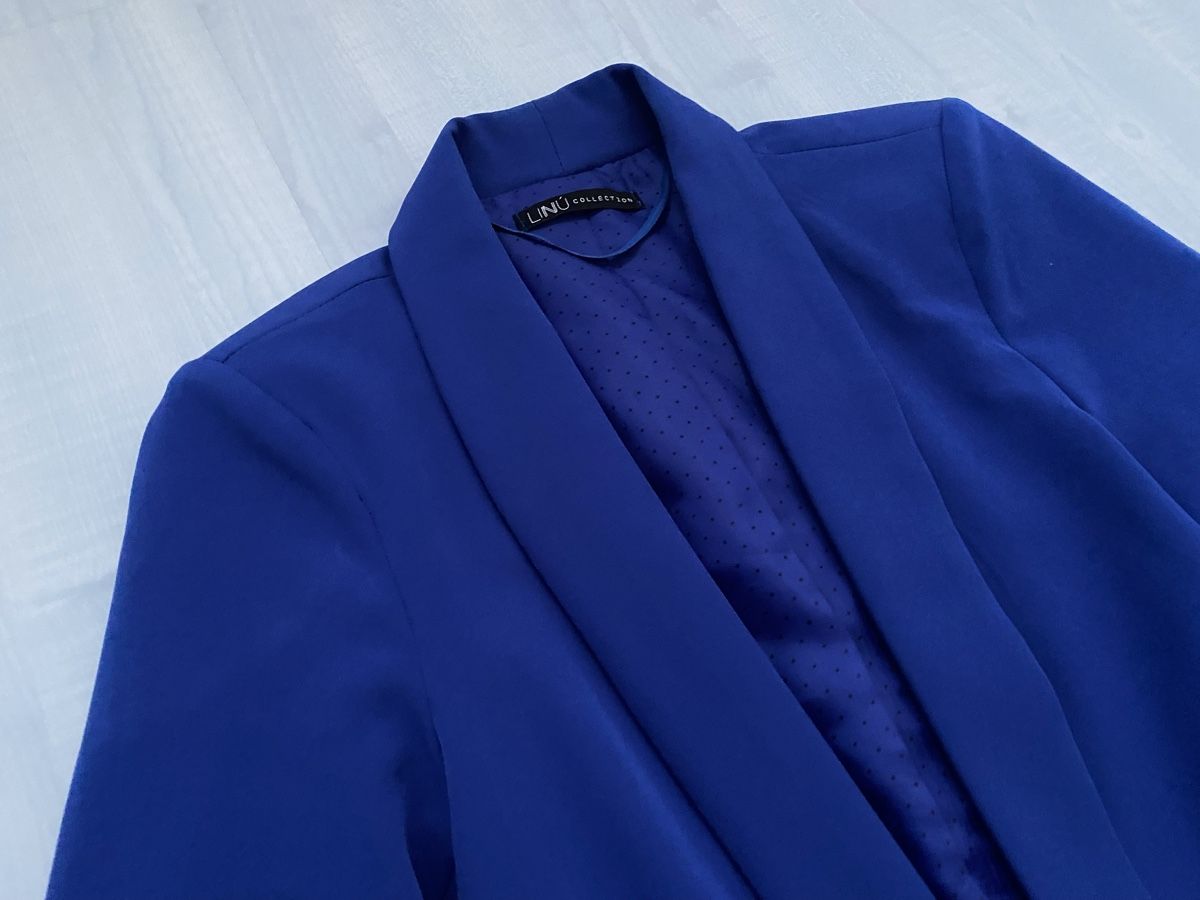 Anzüge & Kostüme: Veste blazer bleue, taille S – Gebraucht aus Moutier von Vane-Ortiz 3
