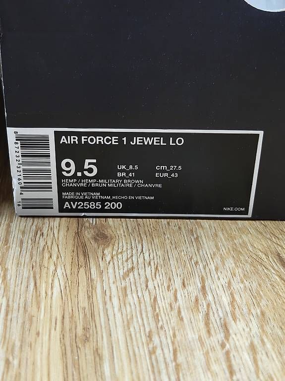 Scarpe da uomo: Nike Air Force 1, EU 43 (US 9.5) – Usato da Au SG venduto da Faebukuki 2