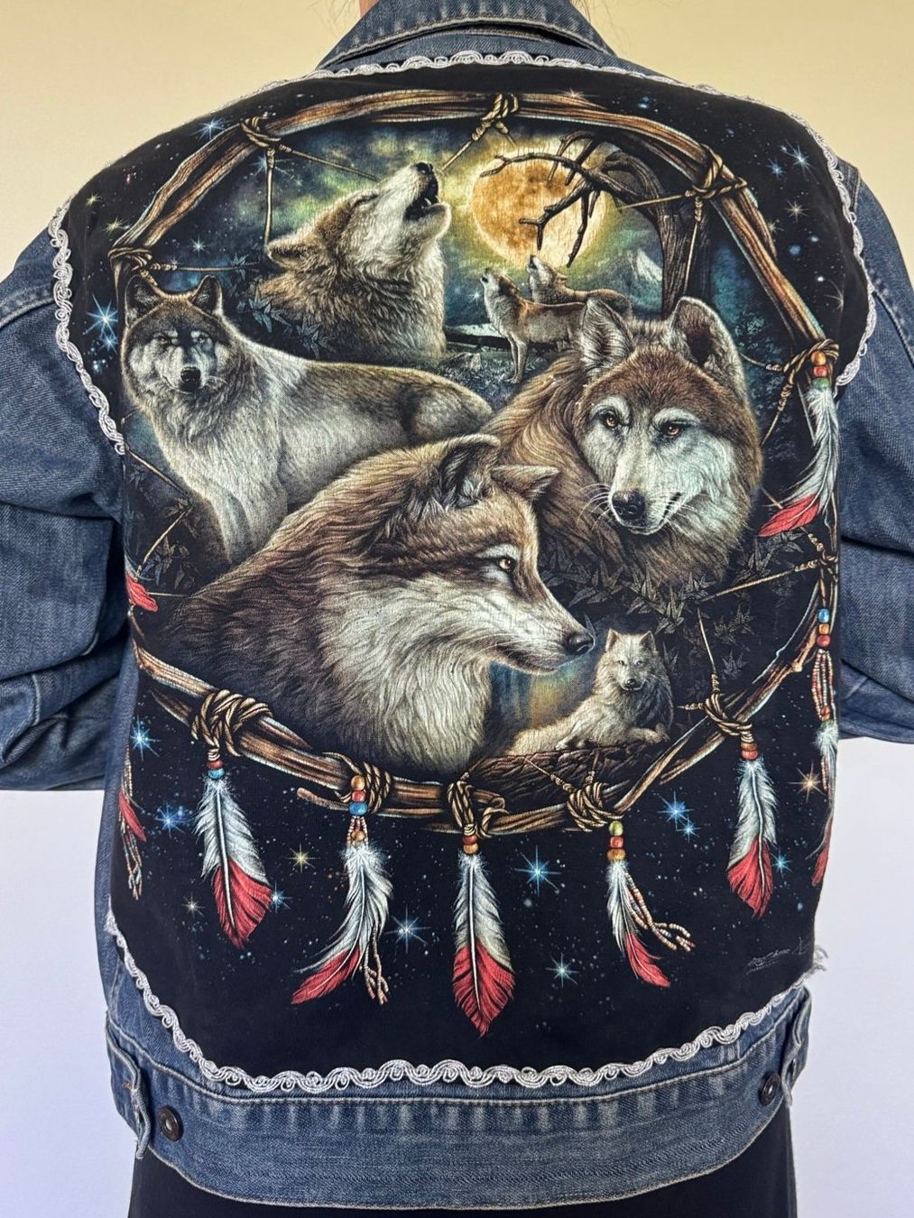 Vestes: Wolf - Traumfänger Jeansjacke Grösse S/M – D'occasion à Dübendorf par jeepcommander 2