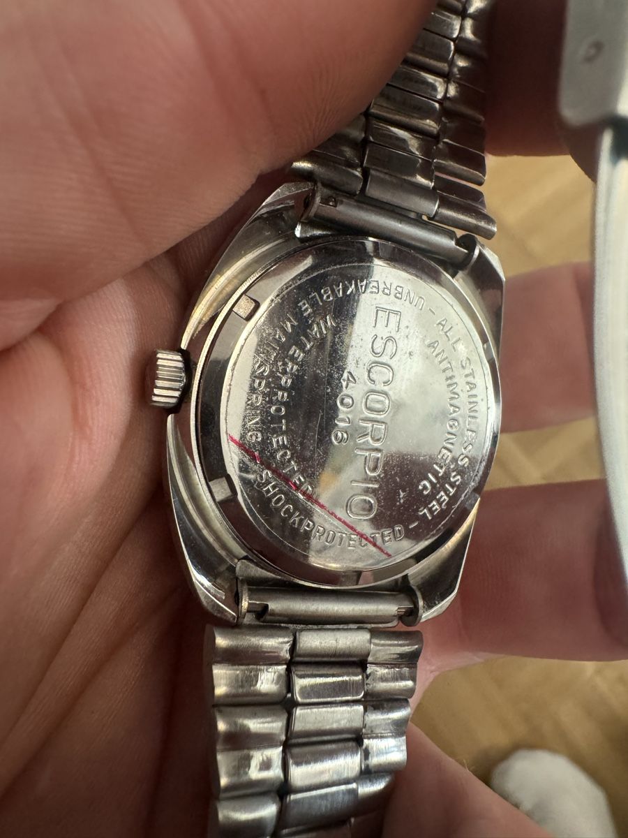 Montres: Montre escorpio  – D'occasion à Grand-Lancy par lover_s3 2