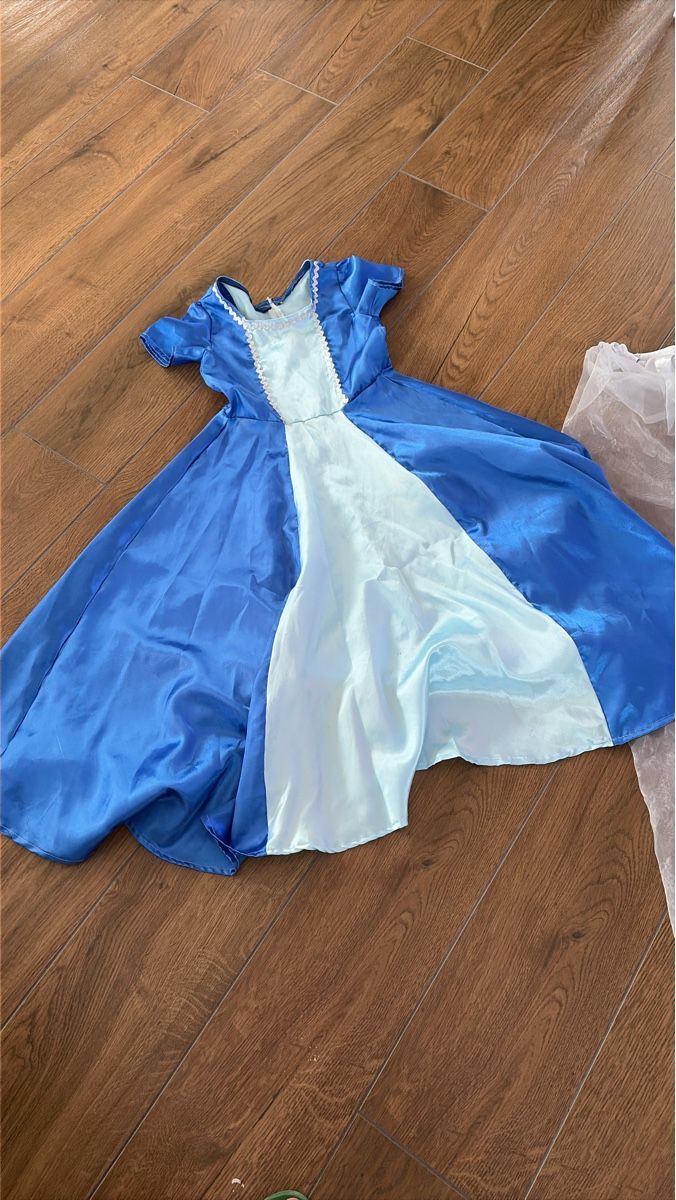 Kleider & Röcke: Kinderkleid blau/hellblau Grösse unbekannt – Gebraucht aus Kräiligen von Chris_1983